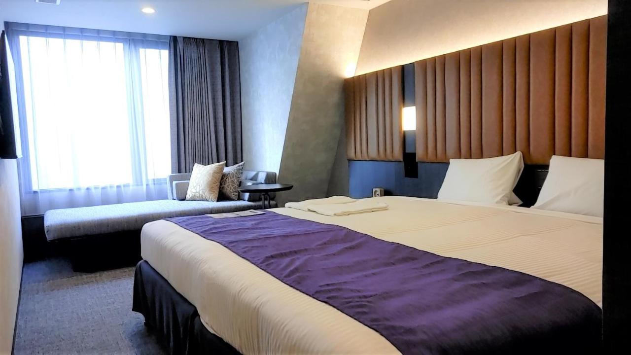 Hotel Monday Kyoto Marutamachi Bagian luar foto
