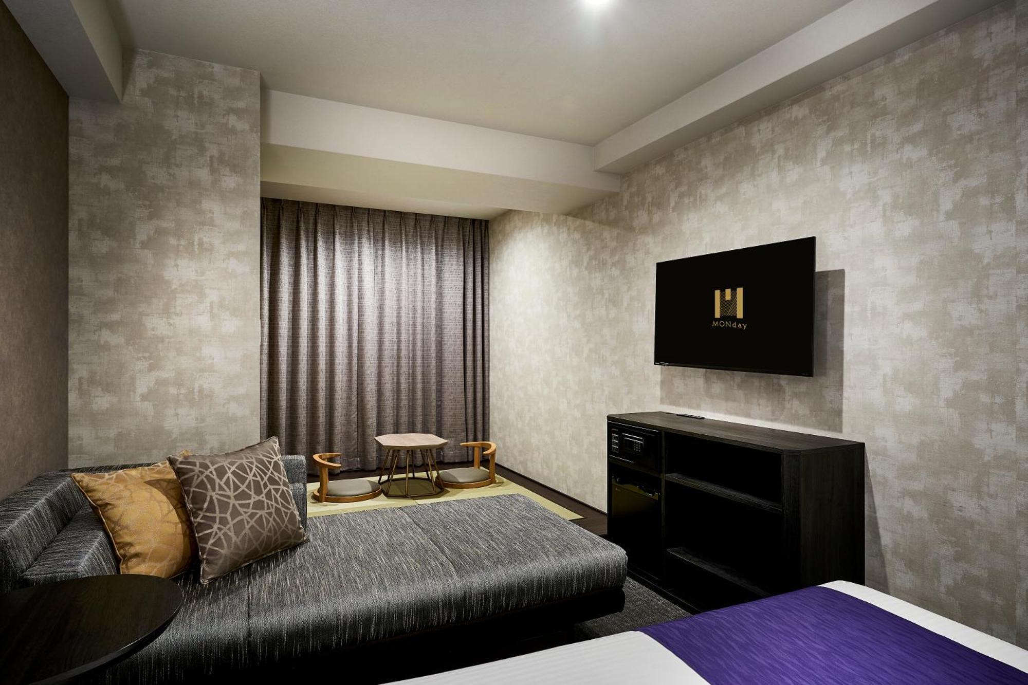 Hotel Monday Kyoto Marutamachi Bagian luar foto