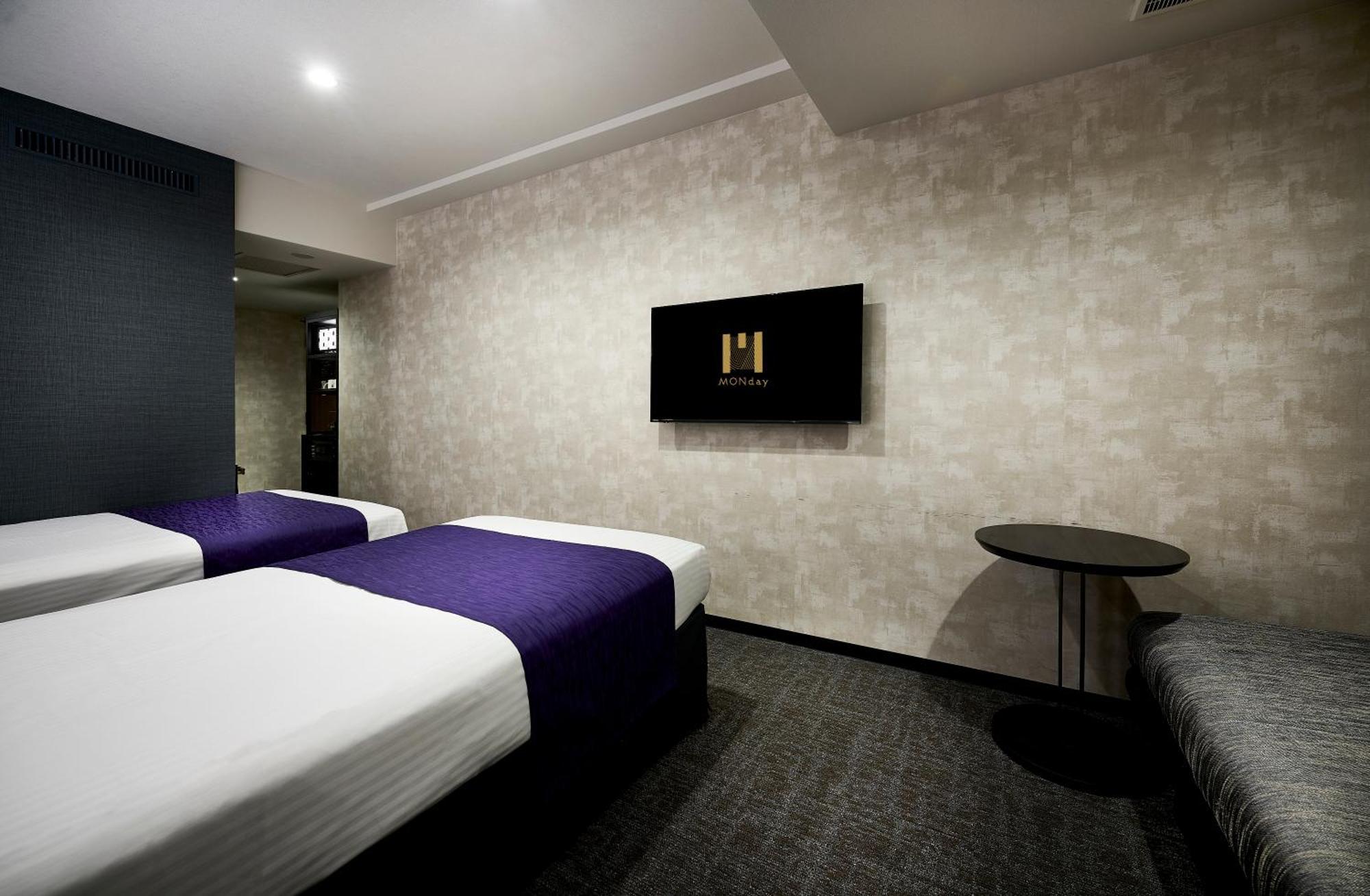 Hotel Monday Kyoto Marutamachi Bagian luar foto